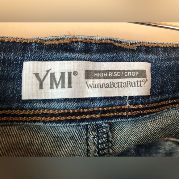 YMI | Wanna Betta Butt? | High Rise Crop Jeans - Picture 3 of 8